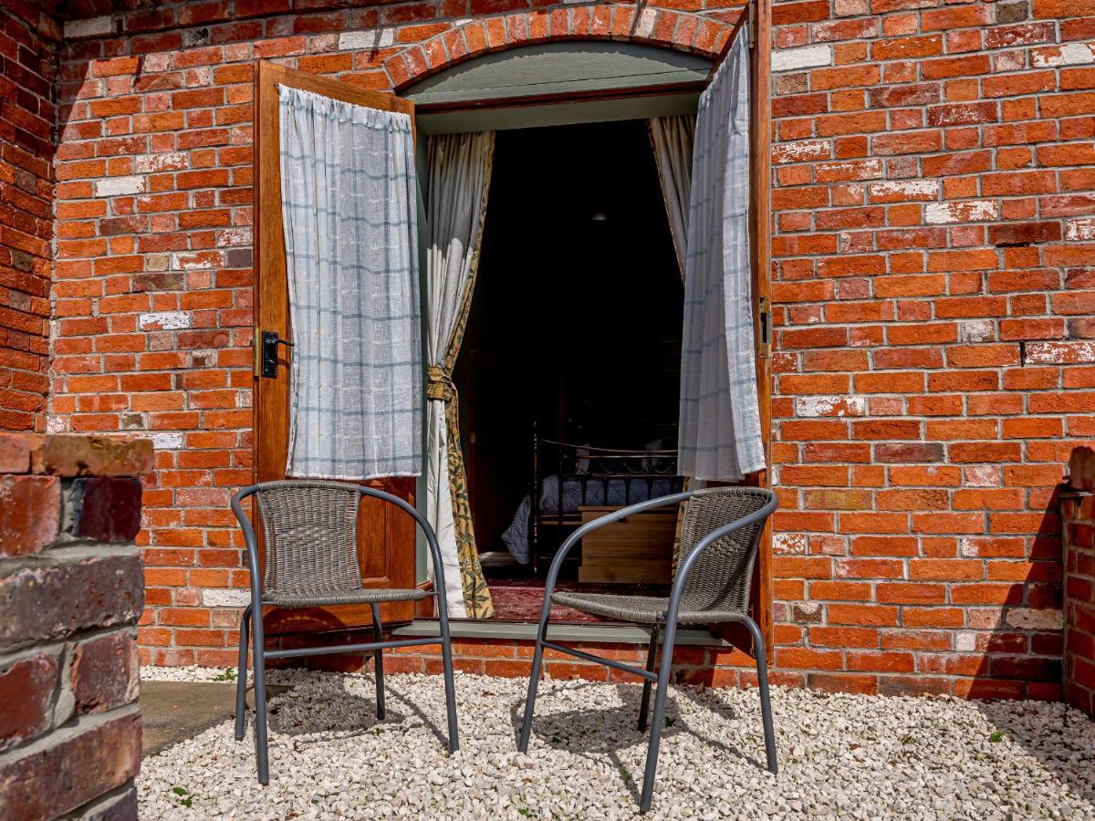 Barn End Villa Lincoln Exteriör bild